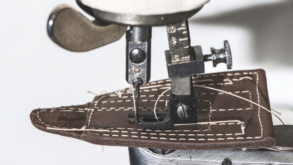 How to Sew Like a Pro with the Right Foot Control